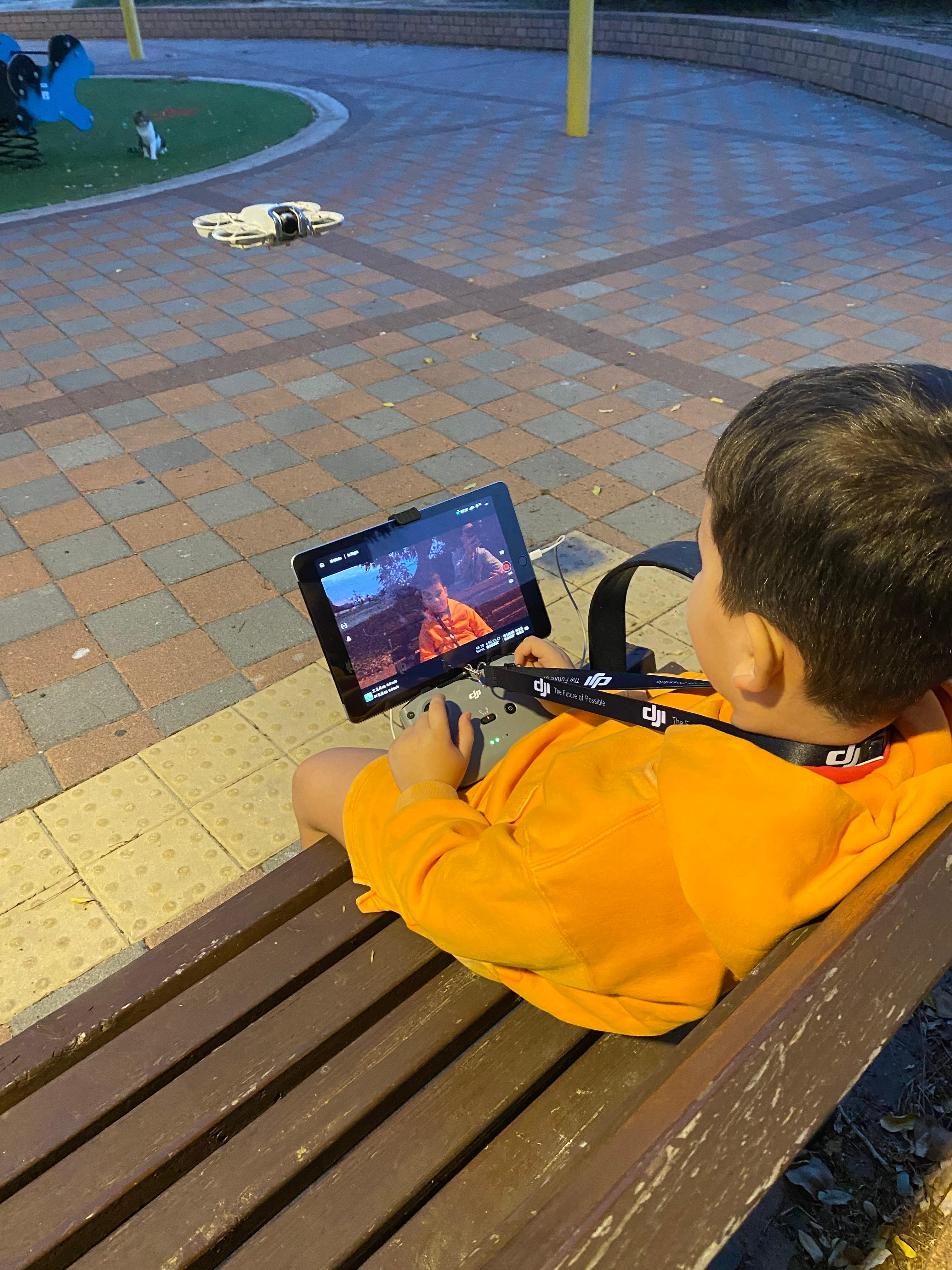 הדרכת רחפן לילדים